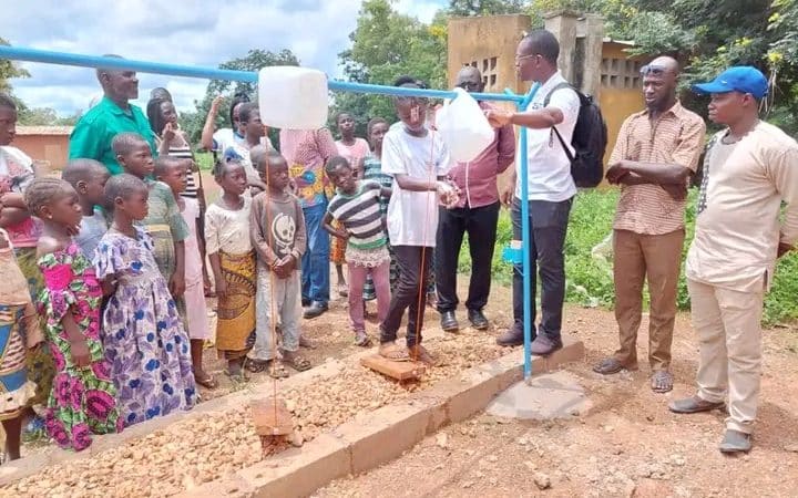 Hygiène et assainissement en milieu scolaire : des latrines pour l’école primaire publique de Nako « A »